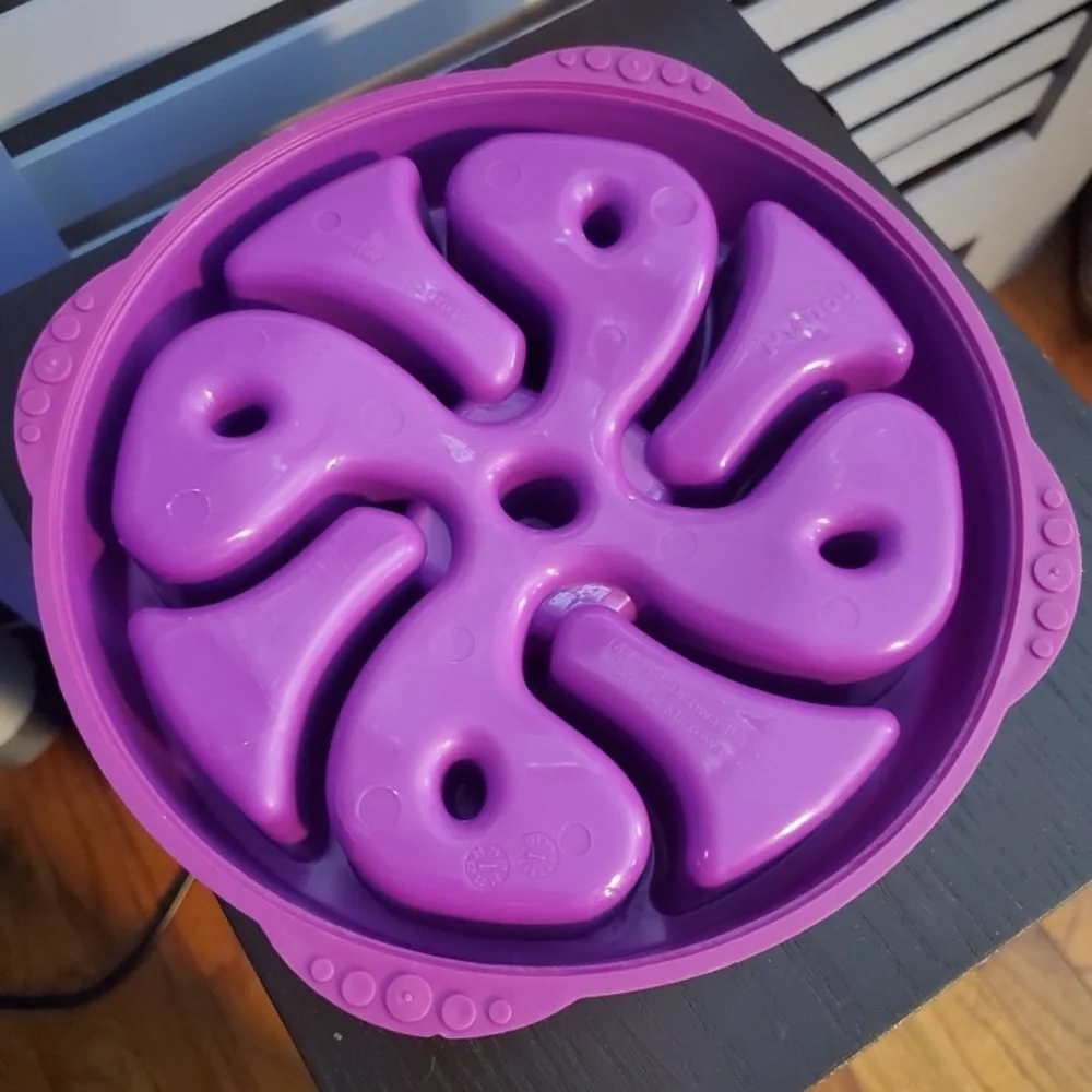 Purple Interactive Dog Puzzle Toy